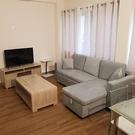 Lux & Cool Apartments Miaoyli Athena Bagian luar foto