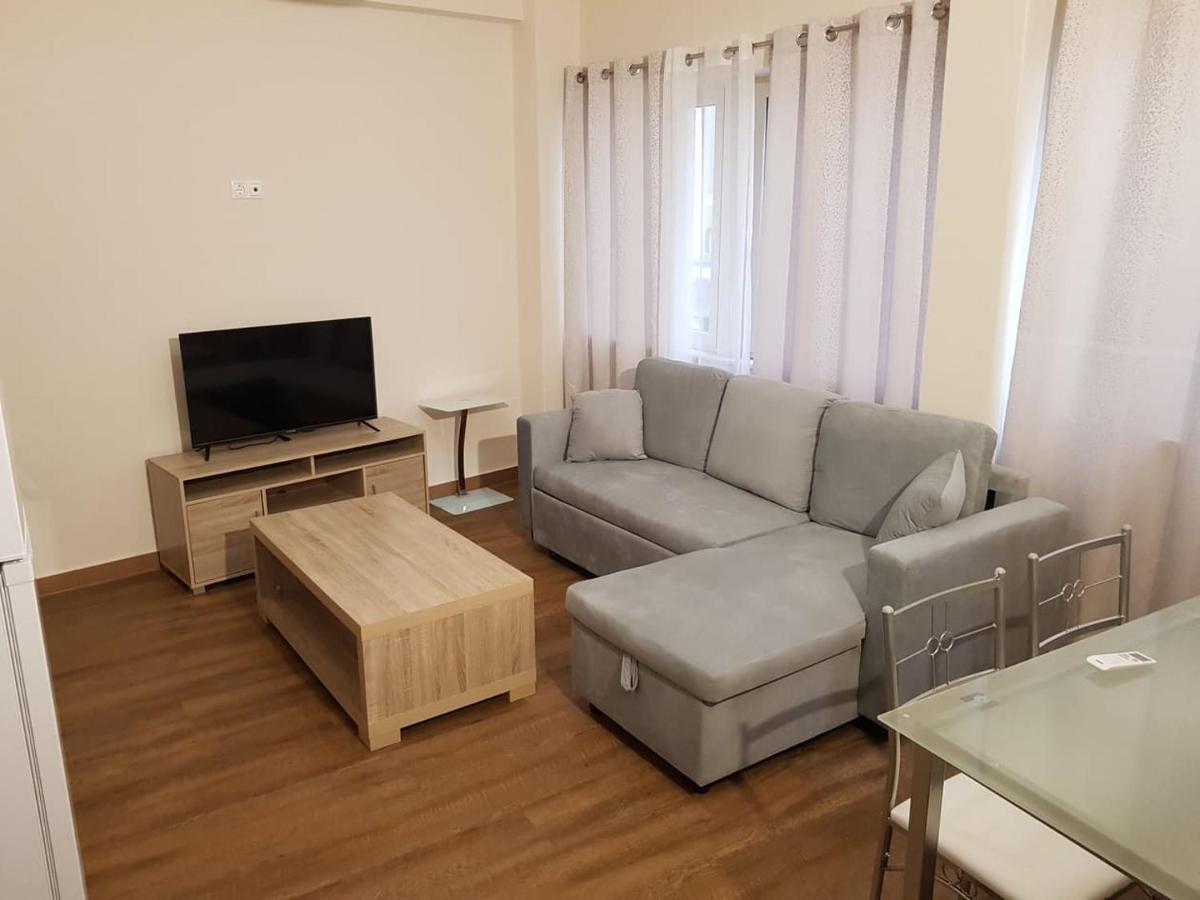 Lux & Cool Apartments Miaoyli Athena Bagian luar foto